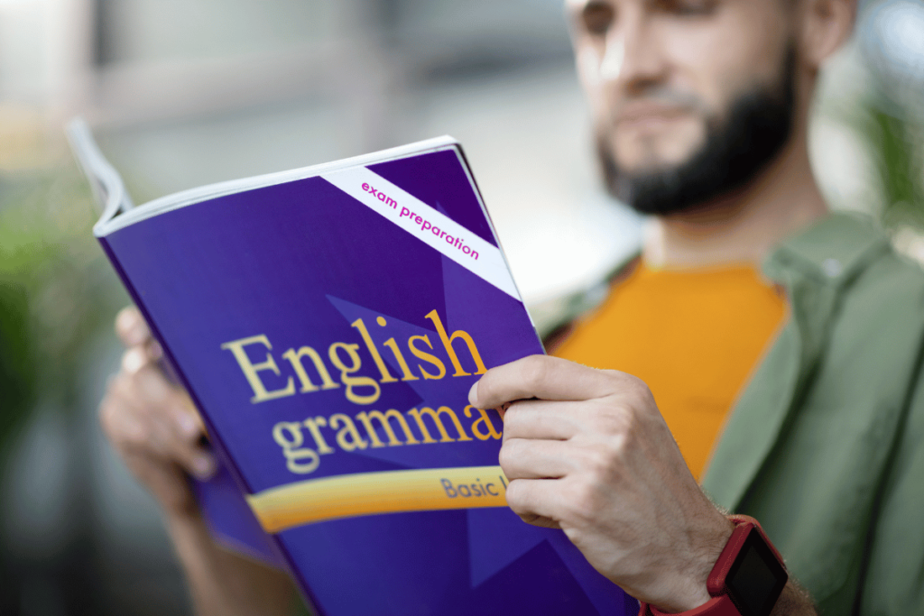 Erros-gramaticais-1024x683 Erros Comuns de Gramática em Inglês e Como Evitá-los